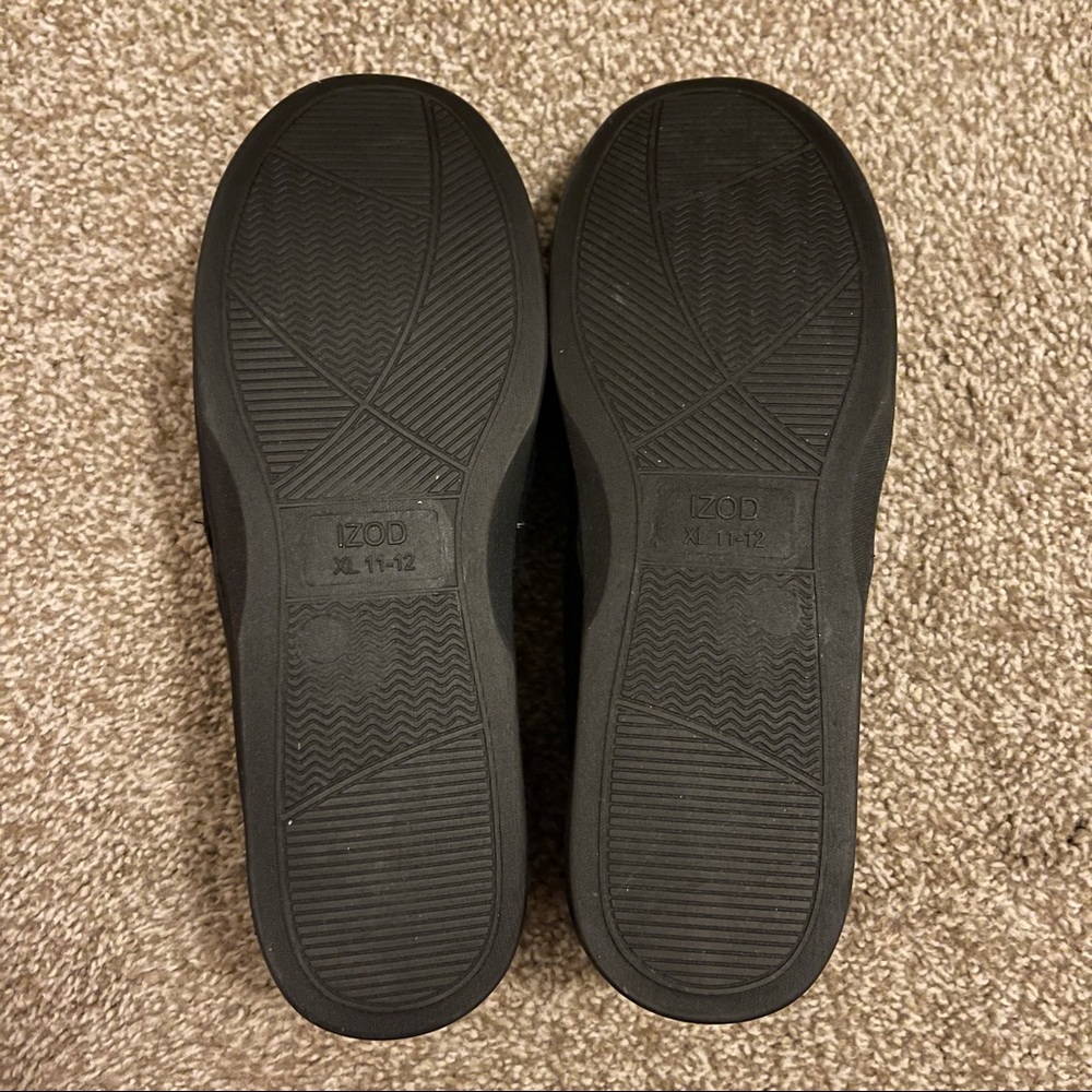 IZOD men’s slippers - Picture 7 of 8
